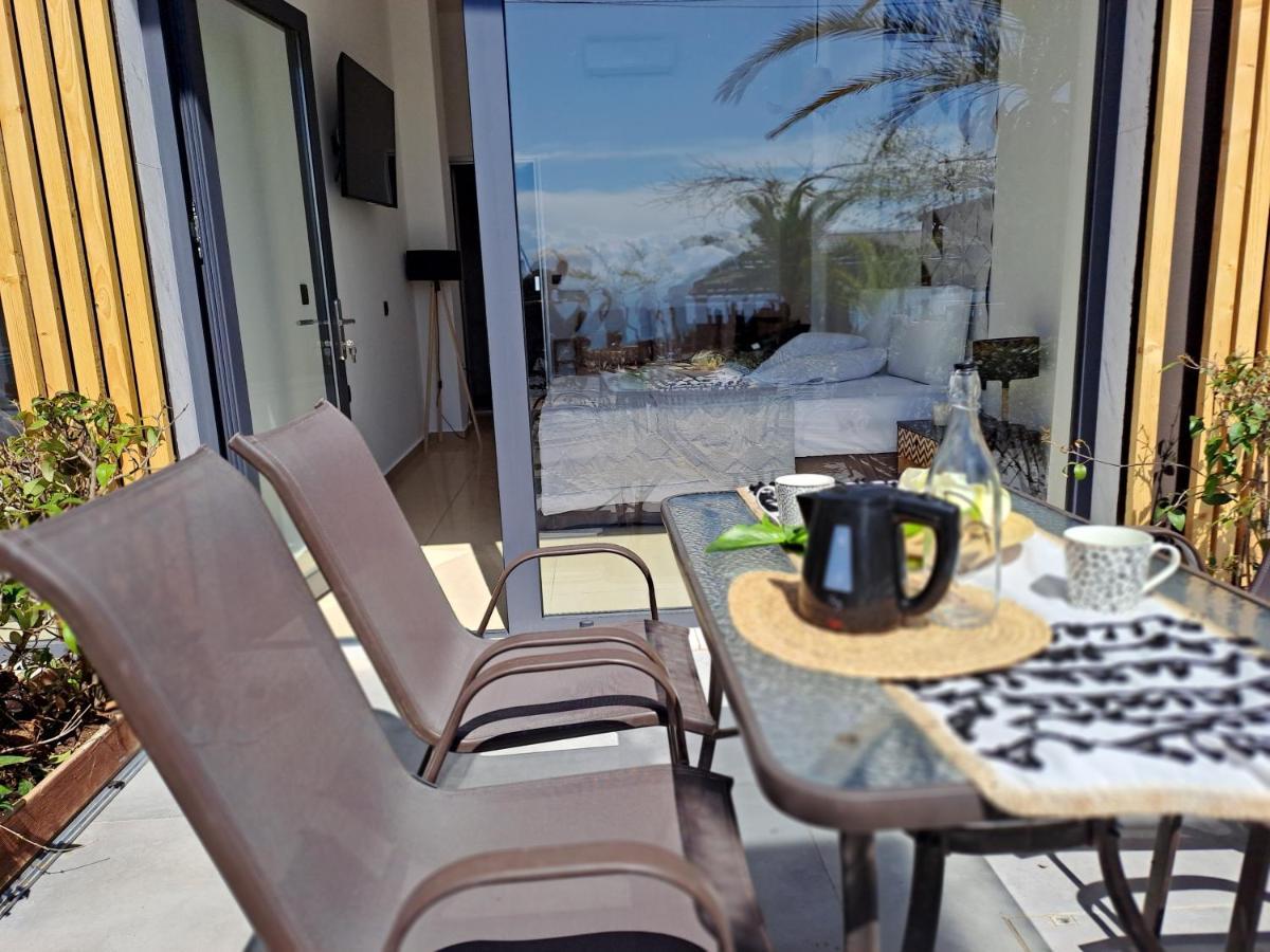 Beach Hotel Kapahi Pefkari Eksteriør billede