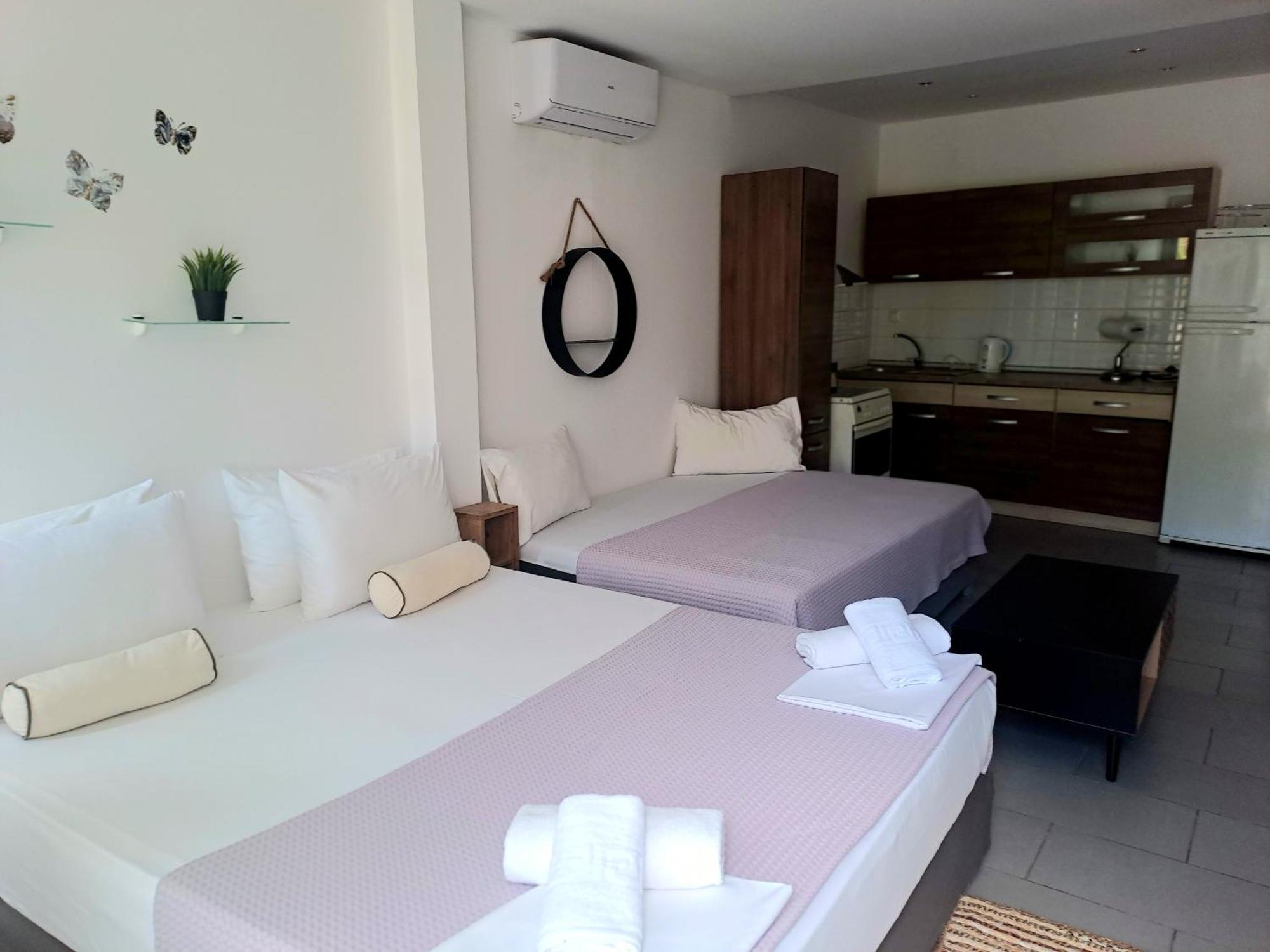 Beach Hotel Kapahi Pefkari Værelse billede